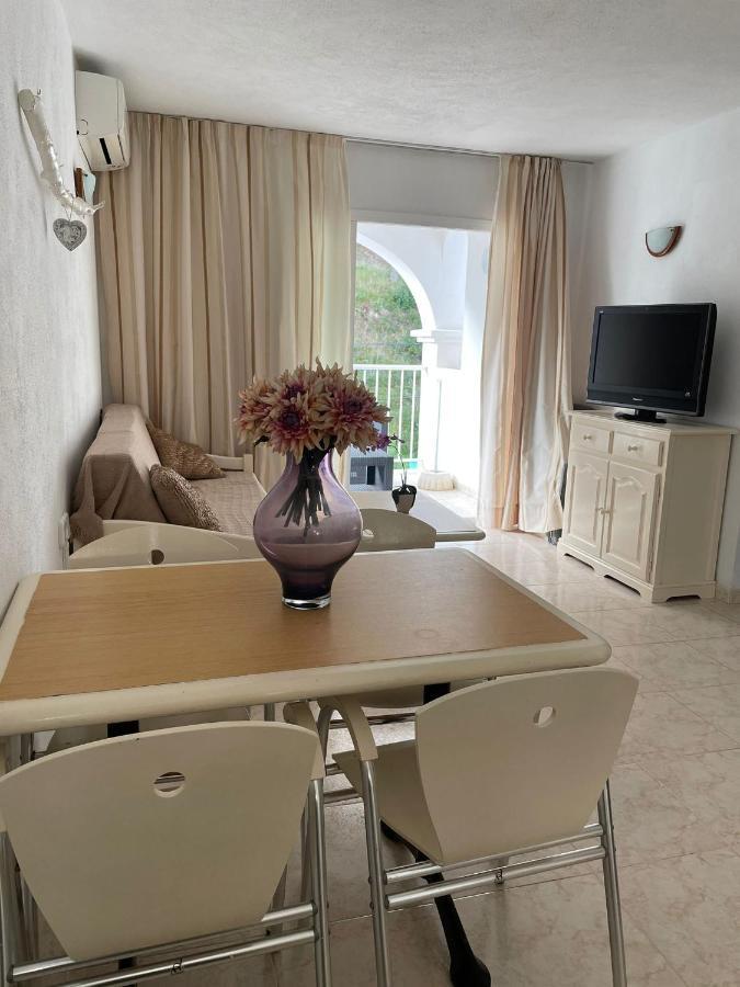 Apartamentos Torres Cardona Cala Llonga  Buitenkant foto