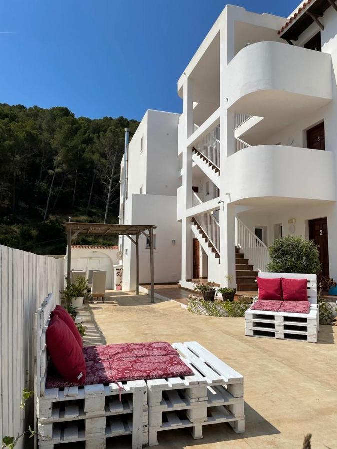 Apartamentos Torres Cardona Cala Llonga  Buitenkant foto